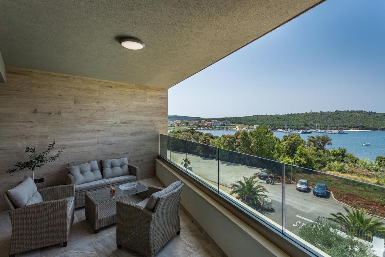 Apartmán Luton Banjole Exteriér fotografie
